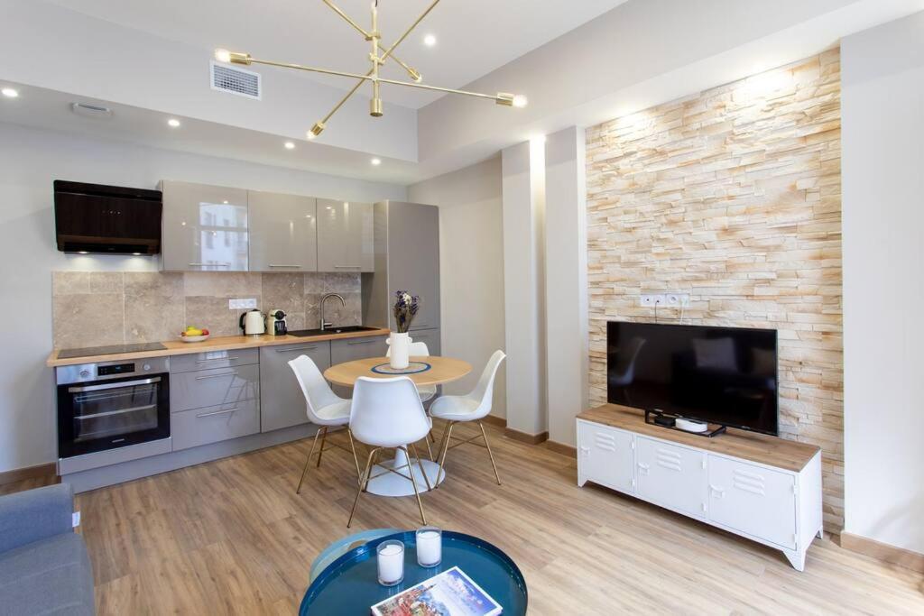 L19 1Bdr Massena Central 2Mins Sea/Promenadeac/Balcony Nice Dış mekan fotoğraf